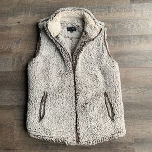 Mocha colored Sherpa vest
